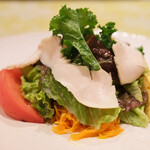 チェルバイア - プランツォＢ 2000円 の調布産の色々な野菜のサラダ仕立ての前菜