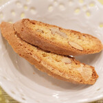 チェルバイア - プランツォＢ 2000円 のビスコッティ