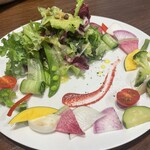 Megane Shokudou A La Gri - 採れたて野菜のサラダ
