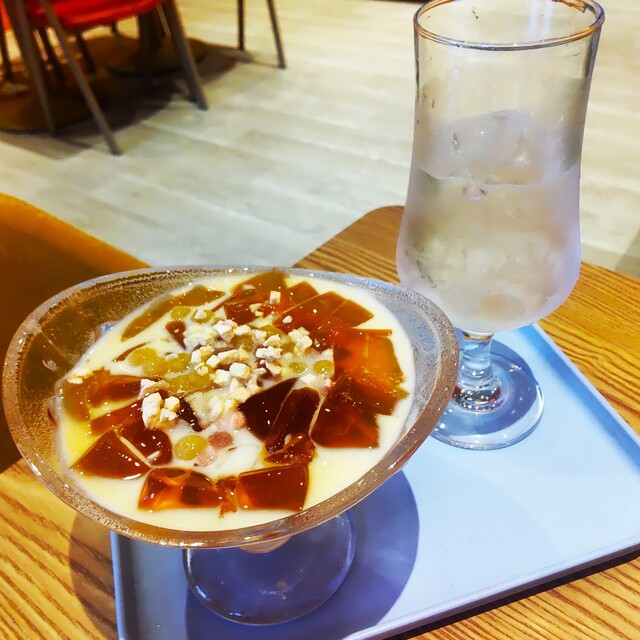 TAKE YUMME 元町店 (テイクヤミー) - 石川町/カフェ | 食べログ TAKE YUMME 元町店 (テイクヤミー) - 石川町/カフェ | 食べログ