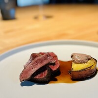レスピラシオン - Carne 蝦夷鹿：肉料理②、ロースとハツ