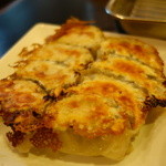 元気屋 - 黒餃子