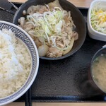 Yoshinoya - ネギ塩豚定食（大盛）688円