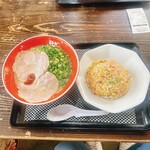 モヒカンラーメンセンター 福岡店 - 