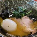 家系総本山 吉村家 - 