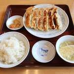 ぎょうざの満洲 - 料理写真:ダブル餃子定食