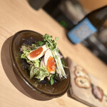 Aoyama 16℃ - 自家製ツナと味玉のサラダ