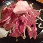 ジンギスカン・焼肉 なべ家 - 精肉店がやってる焼き肉屋さん 生ラム 地鶏 カルビ 味に間違いない 温泉街にあるのにレベル高い スキーの帰りに是非