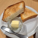 PASSAGE COFFEE NIHOMBASHI - Toast