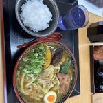 SHICHIYA - スープカレーうどん　ごはん