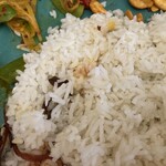 コジコジ - 左がサンバライス、右側のお代わりのバスマティライスライス