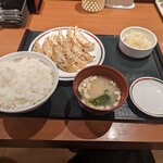 Miyoshino - 大盛ぎょうざ定食