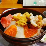 Sukoyaka tei - ランチ 海鮮丼