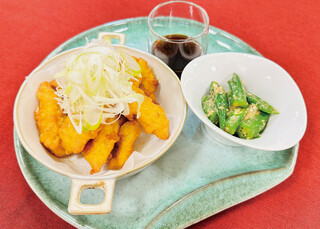 Forute Wajima Biagaden - 鶏の天ぷら白ねぎと和歌山の山椒風味、オクラの胡麻和え添え