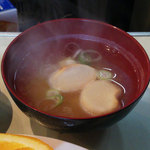 洋食 ラッキー - 麩入りのみそ汁