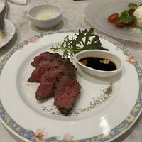 VALON TOKYO 錦糸町 - このソースを絡めて！