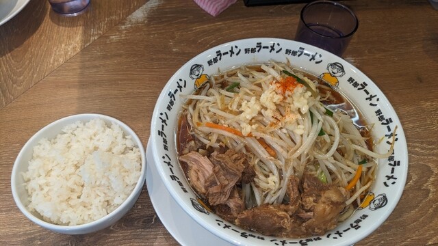 「田原系ラーメン」 秋葉原ラーメンわいず】 東京都千代田区外神田3-7-9 サンビュー
