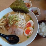 Misono Kaneko - 銀のクリーミー+味玉、サービスご飯等