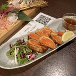 地酒と道産食材 一笑 本店 - サーモンのレアカツ