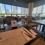 ロティスリー レイ - 店内