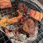 新ホルモン焼肉 びっくりや - 