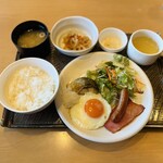 ガスト - よりどりバランス朝定食 ¥870-