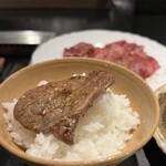 肉 希々 - 