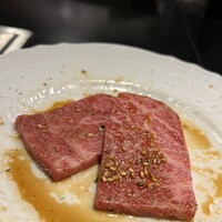 肉 希々 - 