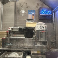 自家製粉石臼挽きうどん 青空blue 本店 - 