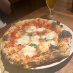 Pizzeria Bakka M'unica - 『マルゲリータ(Mサイズ)』