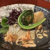 輪久 - 真鯖　万願寺とうがらし　新じゃが　長茄子　桜海老餡