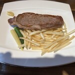 L'asperge - メインのお料理(お肉)