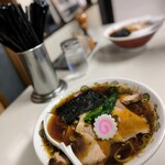 青島食堂 司菜 - 青島ラーメン