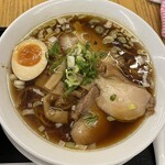 Tori Tou Torisoba Sutando - ▪️鶏肉と豚肉の醤油中華そば850
                      ▪️そぼろ親子ご飯¥300