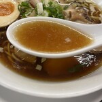 Tori Tou Torisoba Sutando - ▪️鶏肉と豚肉の醤油中華そば850
                      ▪️そぼろ親子ご飯¥300