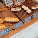 SOLANA BAKERY - ミルボーも迷いました。