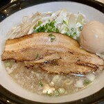 生姜焼き けんちゃん - 料理写真:けんちゃんラーメン@858円+味玉@143円