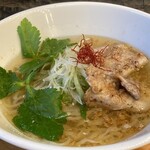 麺劇場 玄瑛 -   海老薫醤油ラーメン