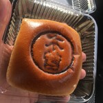 デイリーヤマザキ - 料理写真:木曽の印字がいい感じ 本格ホイップがたっぷり入った贅沢なあんぱん@188円 ふわふわで美味し！