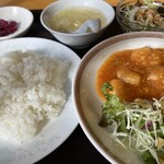 渝園 - エビチリ