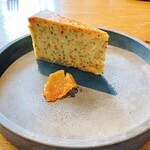 MAISON INCO - 橘と紅茶のチーズケーキ　橘の甘煮添え