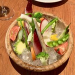 kaiki - ランチおまかせコース4,000円、初夏野菜のバーニャカウダ2人分