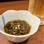 どぜう・四季料理 やぶや - もずく酢（お通し）
      上品な甘さと酸味、ﾁｭﾙﾁｭﾙっとあっという間に食べちゃった(^^)