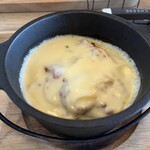 RUNNY CHEESE - 