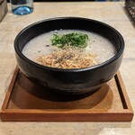粥麺楽屋 喜々 - 日替わり粥（三鮮粥）　980円