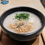 粥麺楽屋 喜々 - 日替わり粥（三鮮粥）　980円