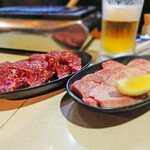 焼肉の井筒屋 - 牛タンとニクテキ(牛ハラミ)