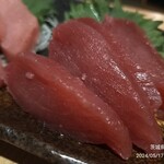 Akarui Nouson - 本まぐろ、赤身、中トロ、2種盛り1430円、美味しかったです。