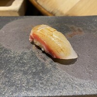 鮨 無垢/鮨 白銀 - 