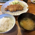 とんかつ ひやま - ごはんは少なめにしてもらいました